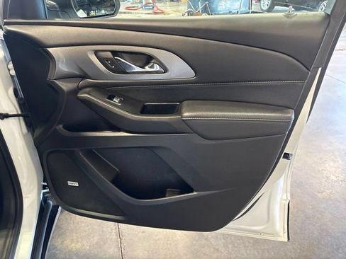 Used 2023 Chevrolet Traverse Premier w/ Redline Edition AWD/4WD image 44