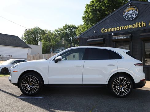 Used 2019 Porsche Cayenne AWD/4WD image 4
