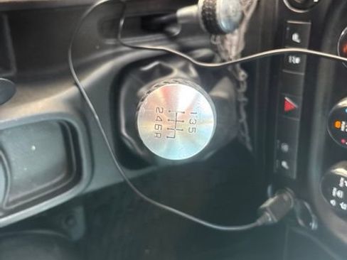 Used 2014 Jeep Wrangler Unlimited Rubicon w/ Connectivity Group AWD/4WD image 13