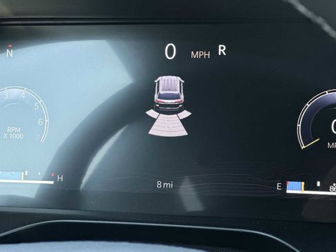 Used 2025 Jeep Grand Cherokee L Laredo w/ Luxury Tech Group I image 10