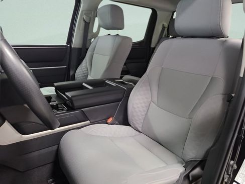 Used 2024 Toyota Tundra SR5 w/ SR5 Convenience Package AWD/4WD image 18
