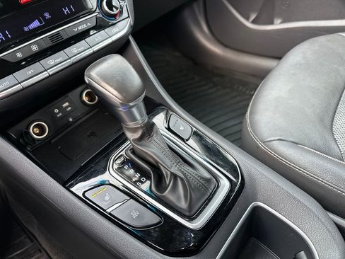 Used 2019 Hyundai Ioniq Limited w/ Ultimate Package 02 image 15