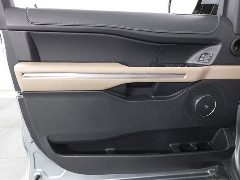 Certified 2024 Ford Expedition Limited image 23