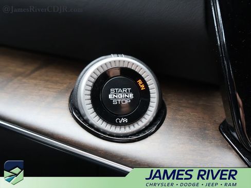 Used 2024 Jeep Grand Wagoneer L 4WD image 36