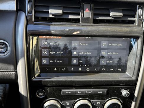 Used 2017 Land Rover Discovery First Edition image 20