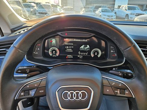 Used 2022 Audi Q7 Premium Plus image 24