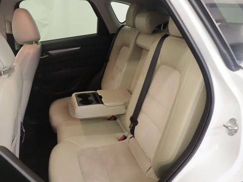 Used 2018 MAZDA CX-5 Touring image 8