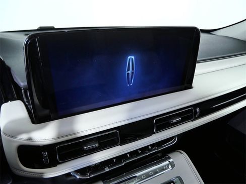 New 2025 Lincoln Aviator Reserve w/ Equipment Group 201A image 19