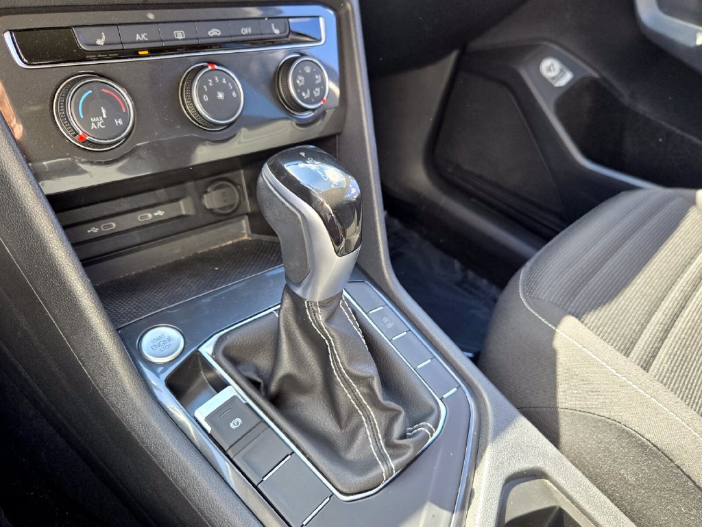 Certified 2024 Volkswagen Tiguan S FWD image 20