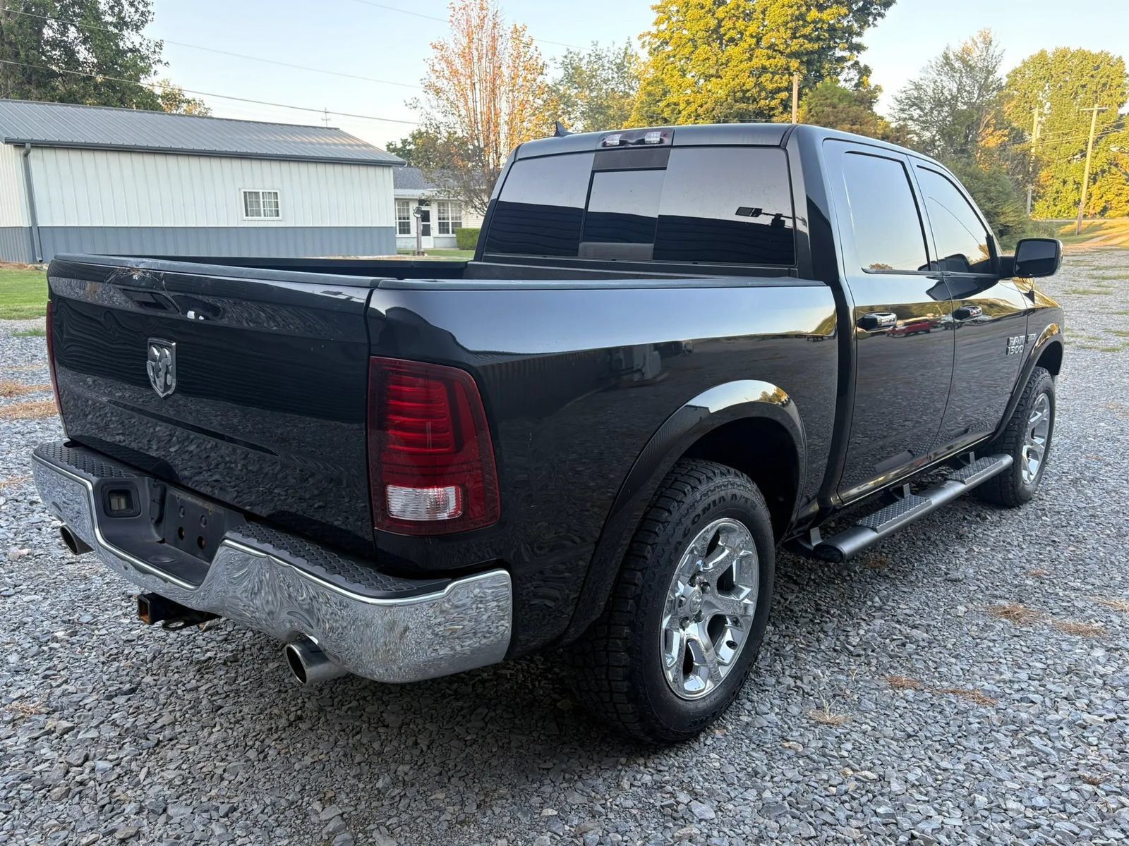 Used 2016 RAM 1500 Laramie AWD/4WD image 5