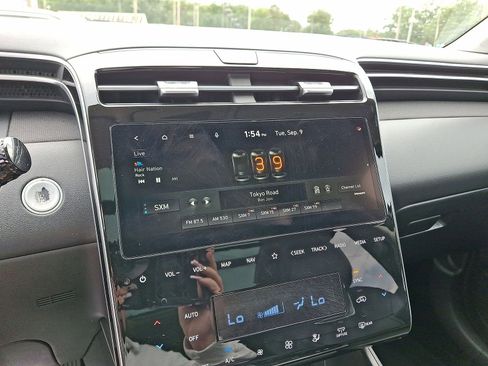 Certified 2022 Hyundai Tucson Limited image 20