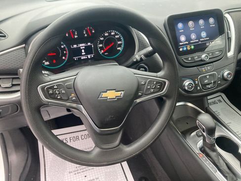Used 2022 Chevrolet Malibu LS image 18