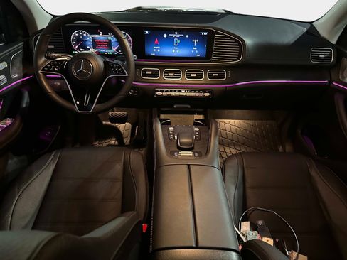 Certified 2025 Mercedes-Benz GLS 450 4MATIC image 16