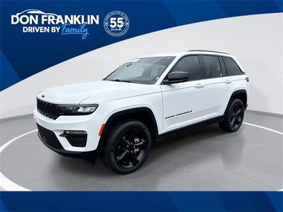 Used 2024 Jeep Grand Cherokee Limited w/ Black Appearance Package
