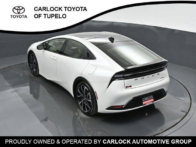 Used 2026 Toyota Prius Plug-In Hybrid FWD image 60