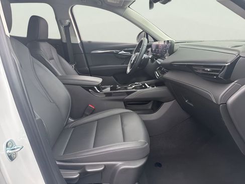 Used 2025 Buick Envision Preferred image 17