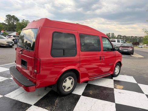 Used 1997 Chevrolet Astro AWD image 6