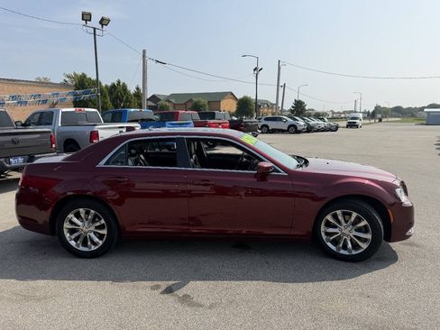 Used 2016 Chrysler 300 Limited w/ Driver Convenience Group AWD/4WD image 7