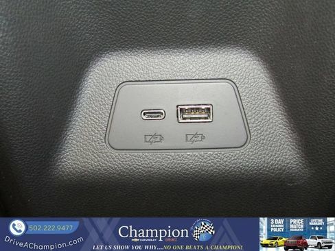 Certified 2025 Buick Envision Sport Touring AWD/4WD image 18