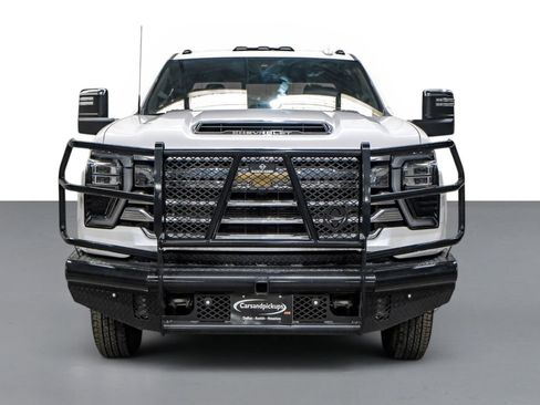 Used 2025 Chevrolet Silverado 3500 High Country w/ High Country Premium Package AWD/4WD image 3