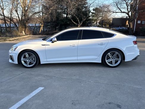 Used 2022 Audi A5 2.0T Premium image 3