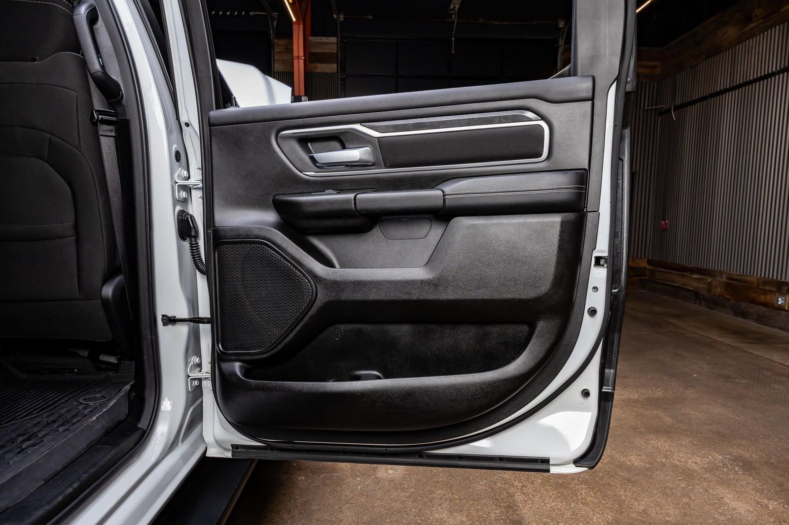 Used 2023 RAM 1500 Big Horn AWD/4WD image 43