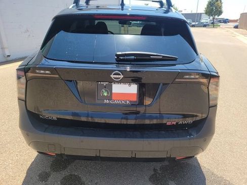 Certified 2025 Nissan Kicks SR w/ Illumination Package AWD/4WD image 7