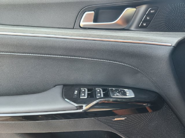 Used 2025 Kia K5 EX FWD image 25