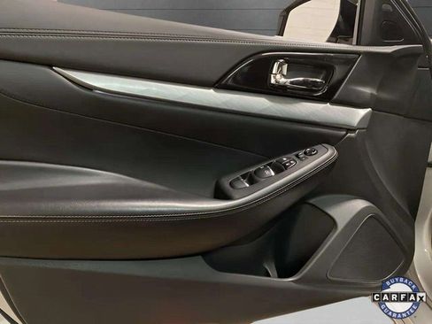 Used 2016 Nissan Maxima 3.5 SL image 31