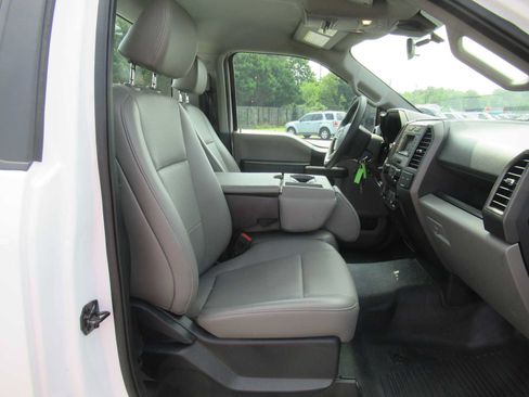 Used 2022 Ford F250 XL w/ Power Equipment Group RWD image 13