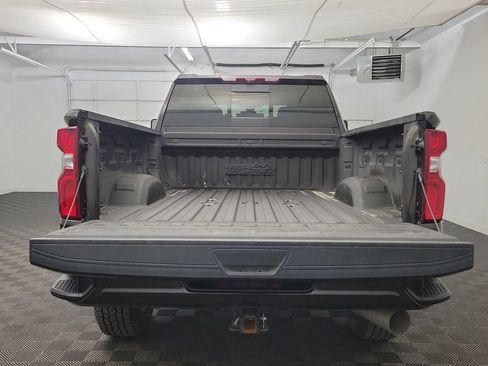 Used 2020 Chevrolet Silverado 2500 High Country w/ Z71 Off-Road Package image 18