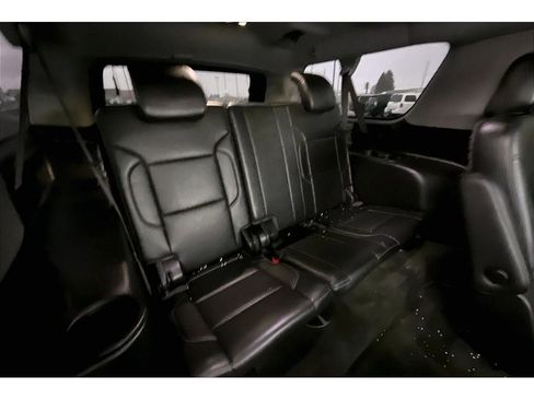Used 2015 GMC Yukon XL SLT w/ Open Road Package image 29