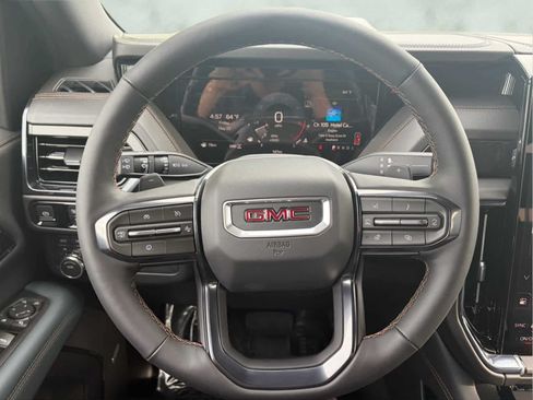 Used 2026 GMC Yukon XL AT4 AWD/4WD image 11