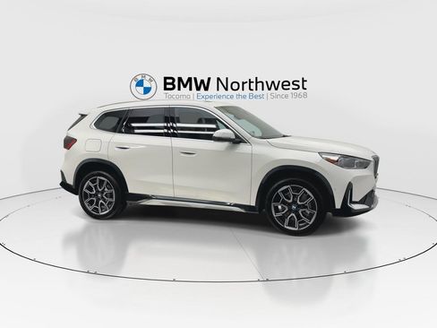 Used 2025 BMW X1 xDrive28i w/ Technology Package image 5