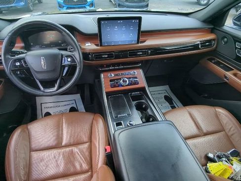 Used 2021 Lincoln Aviator Reserve w/ Elements Package Plus AWD/4WD image 15