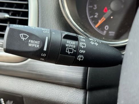 Used 2021 Jeep Grand Cherokee Laredo X RWD image 20