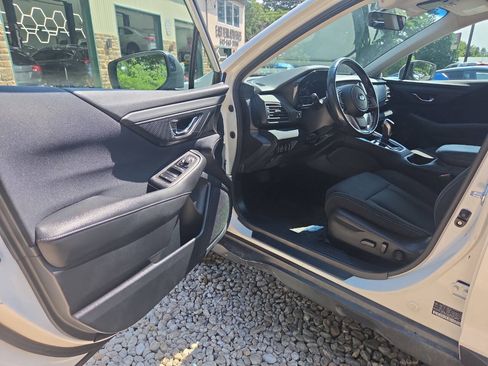 Used 2021 Subaru Outback Premium AWD/4WD image 14