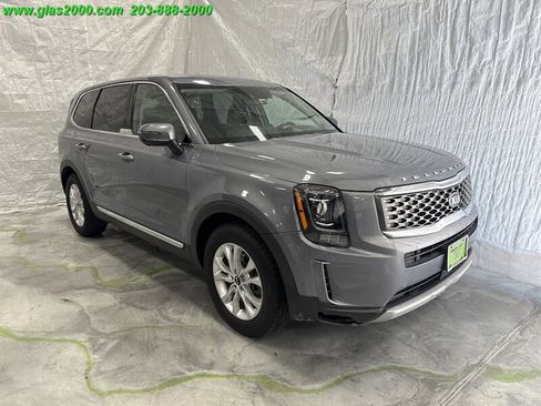 Used 2020 Kia Telluride LX image 2