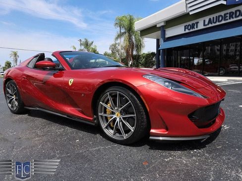 Used 2021 Ferrari 812 GTS RWD image 13