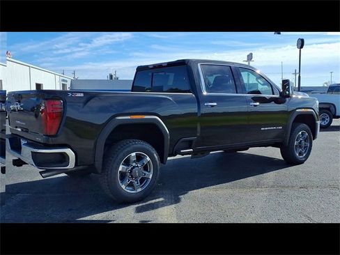 New 2026 GMC Sierra 2500 SLT w/ SLT Convenience Package image 8