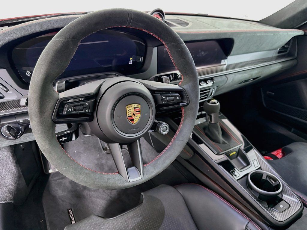 Used 2026 Porsche 911 GT3 RWD image 23