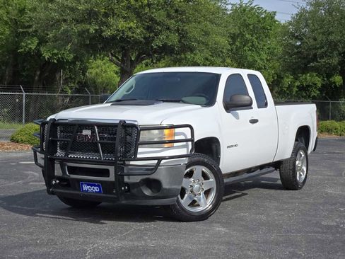Used 2012 GMC Sierra 2500 W/T image 1