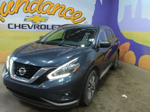 Used 2018 Nissan Murano SV AWD/4WD image 4