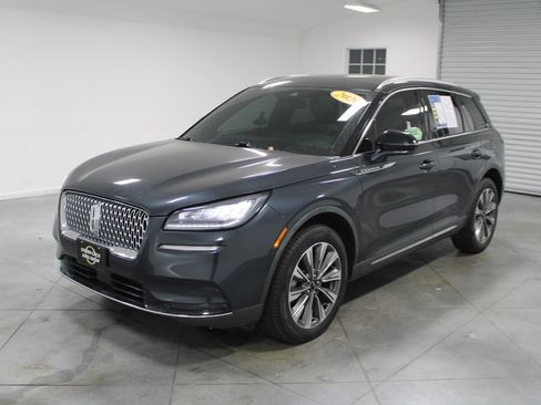 Used 2020 Lincoln Corsair Reserve image 4