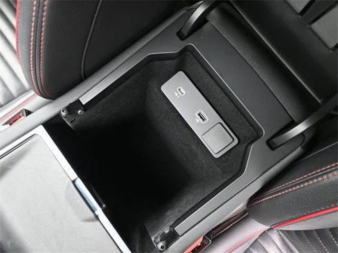 Used 2023 Land Rover Discovery Sport S R-Dynamic image 19