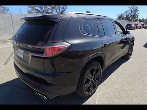 Used 2024 GMC Acadia Elevation w/ Black Edition FWD image 4