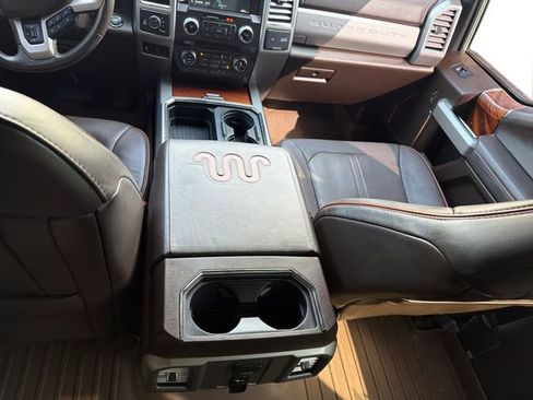 Used 2017 Ford F250 King Ranch w/ FX4 Off-Road Package image 17