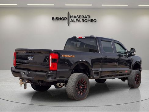 Used 2023 Ford F350 Lariat w/ Lariat Ultimate Package image 8