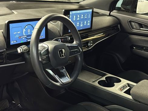 Used 2024 Honda Prologue EX image 25