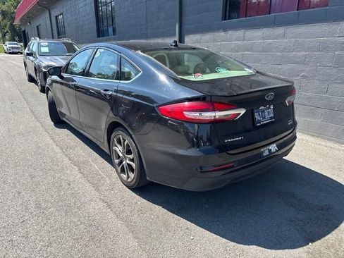 Used 2020 Ford Fusion SEL FWD image 3